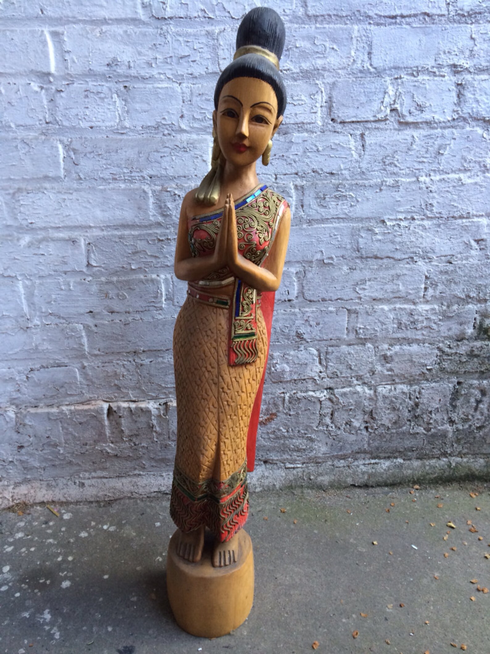 Bienvenue Sawadee thaï Lady en bois sculpté la Statue Etsy