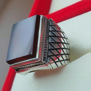 Mens natural rectangular cut agate aqeeq ring fine silver