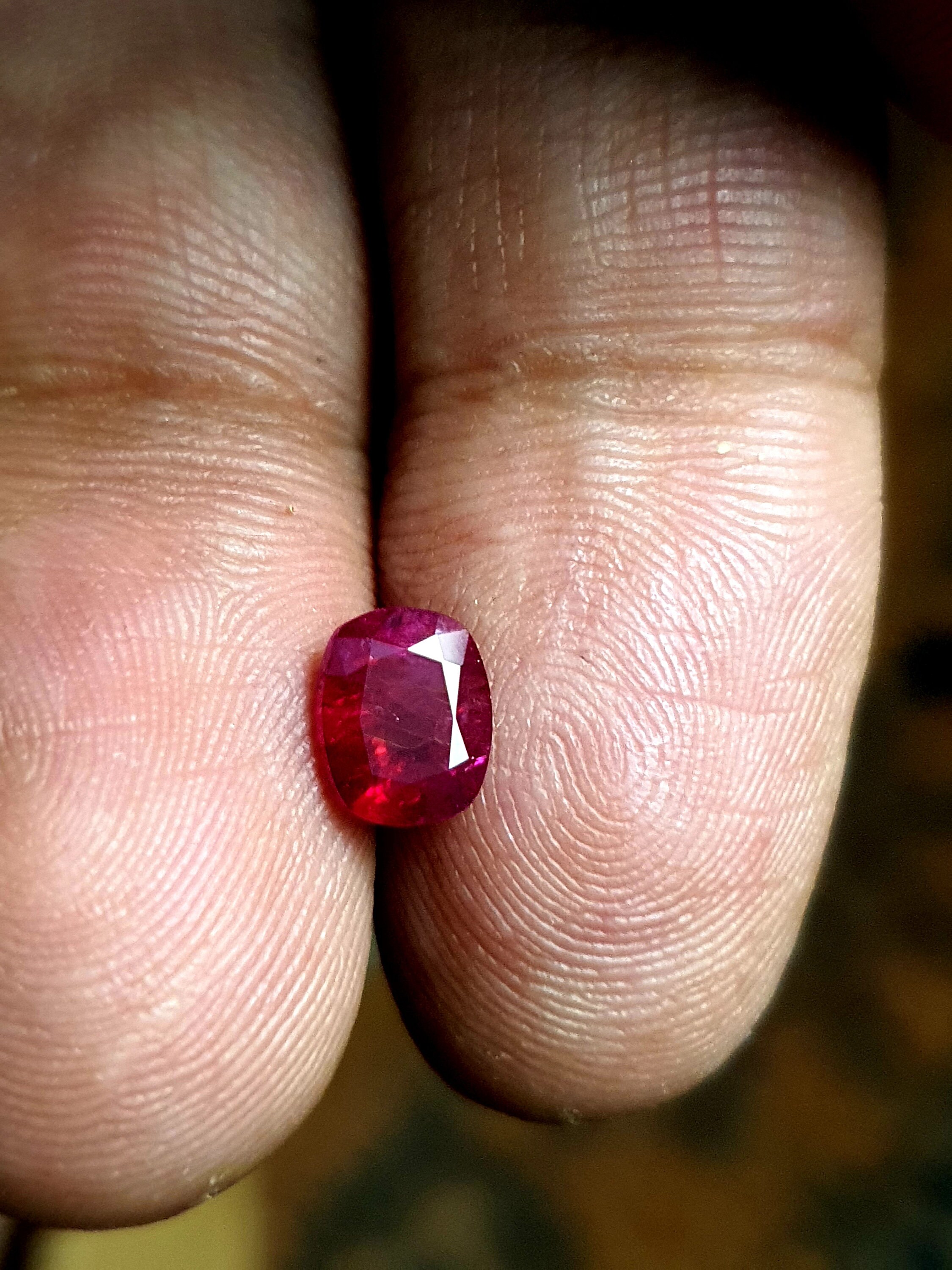 本物の天然ルビー 非加熱 未処理 ジュエリー作り用 クッションカット