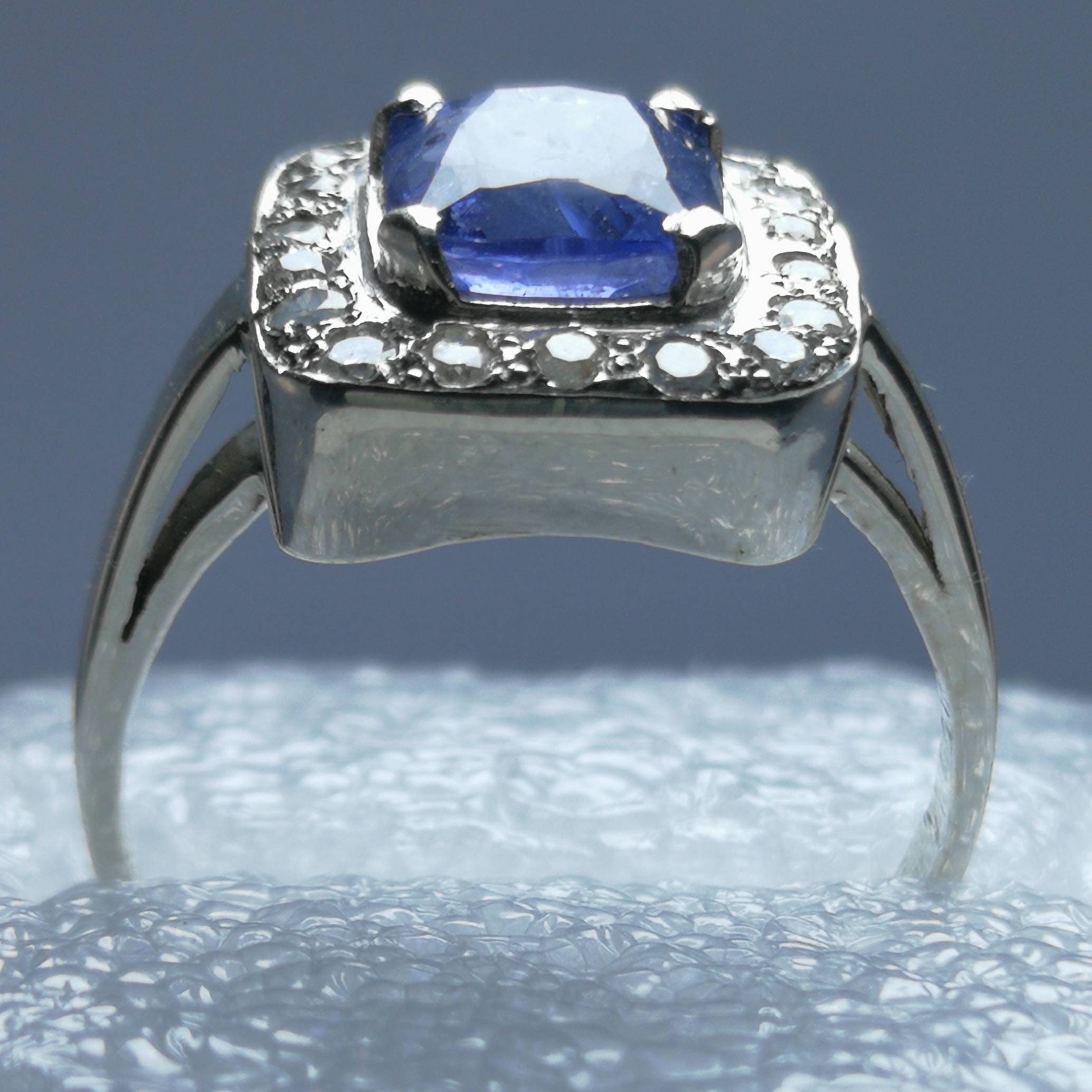 Kashmir Blue Light Royal Natural Sapphire Ring Diamond Halo | Etsy