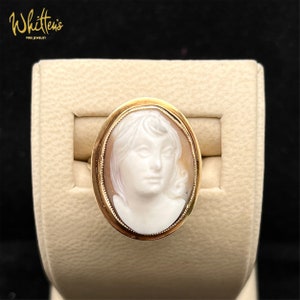 Vintage 14K Gold Shell Cameo Ring