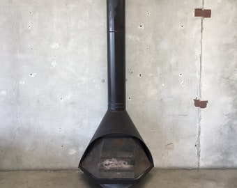 Vintage Mid Century Black Fireplace (1H1HWW)