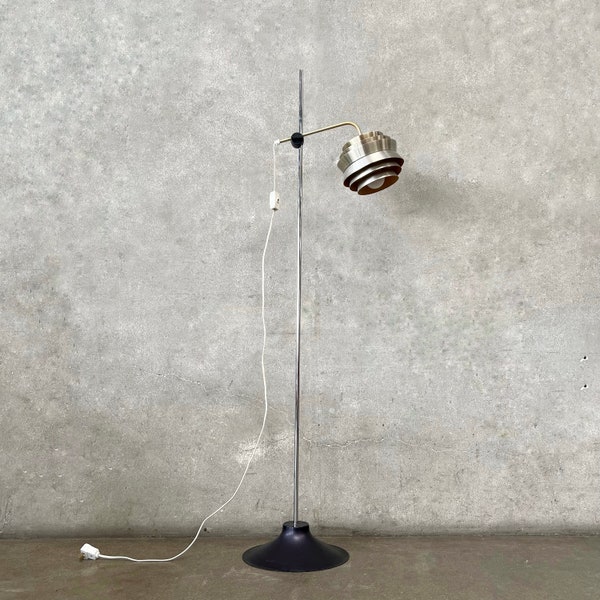 Vintage Mid Century Floor Lamp Designed by Carl Thore for Granhaga (KENYGY) ***See Listing Details For Info On Shipping***