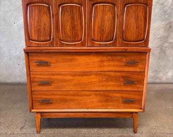 MONUMENTAL Mid Century Modern Broyhill BRASILIA DRESSER, C. 1960's