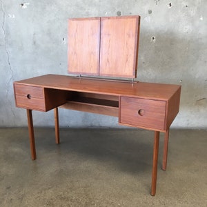 60's Teak Vanity By Kai Kristiansen (Z8BV9T) ***See Listing Details For Info On Shipping***