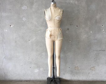 Englewood NY Dress Form & Vintage Stand (RR1WUN)