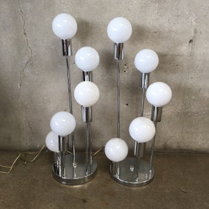 Pair of Mid Century Modern Cascade Table Lamps by Robert Sonneman (N6YV8Y) ***See Listing Details For Info On Shipping***