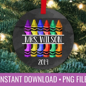 Presente do professor Crayon Personalizado Modelo de Sublimação de Ornamento Redondo de Natal PNG Download Instantâneo