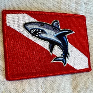 SHARK DIVER Flag PATCH Scuba Diving Iron-on Embroidered Applique Diver ...
