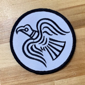 ODIN&#39;S RAVEN VIKING iron-on patch embroidered Norway Historical Emblem White