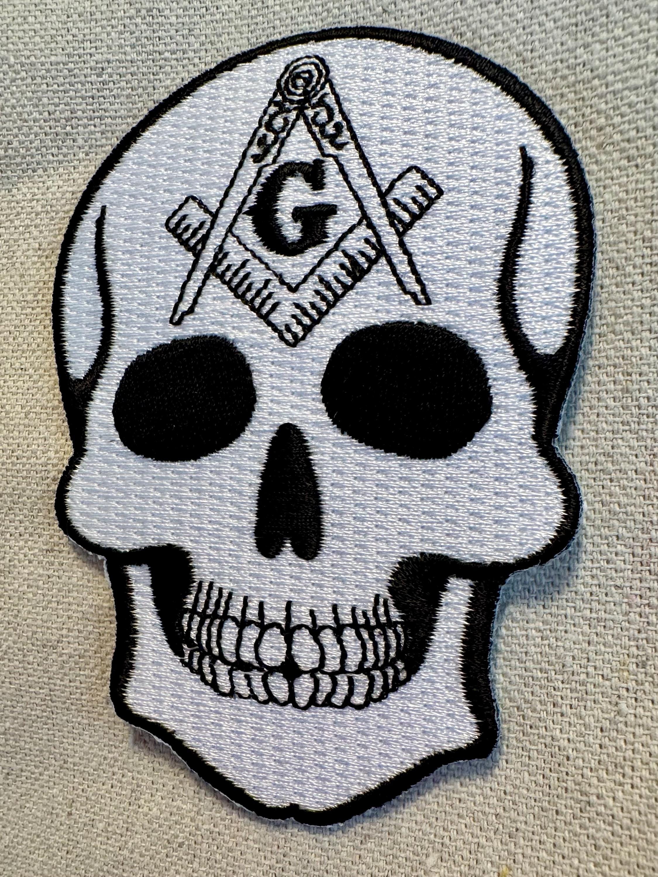 MASONIC SKULL PATCH Iron-on Embroidered Applique Freemason