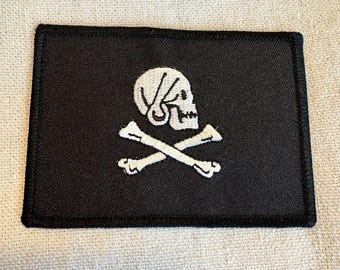 Jolly Roger Pirate Flag Patch: Henry Every Skull & Crossbones Embroidered Applique