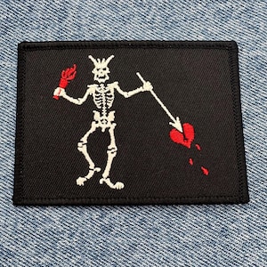 Embroidered Pirate Skull Swords Biker Vest Patch Iron Sew Jolly Roger Applique Embroidered Pirate Skull Swords Biker Vest Patch Iron Sew Jolly Roger Applique