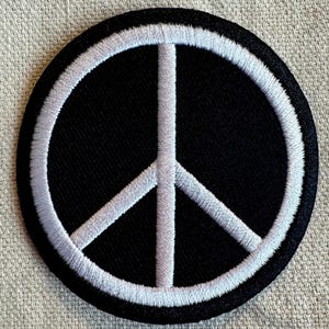 PARCHE CON EL SIGNO DE LA PAZ, aplique termoadhesivo con emblema antibélico para motociclista, redondo, negro y blanco