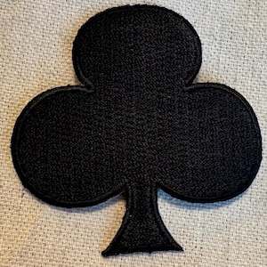 TOPPA BLACK CLUBS ricamata termoadesiva da applicare sul vestito delle carte da gioco