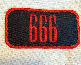 Patch 666 Number of the Beast - rood/zwart geborduurde bikerappliqué