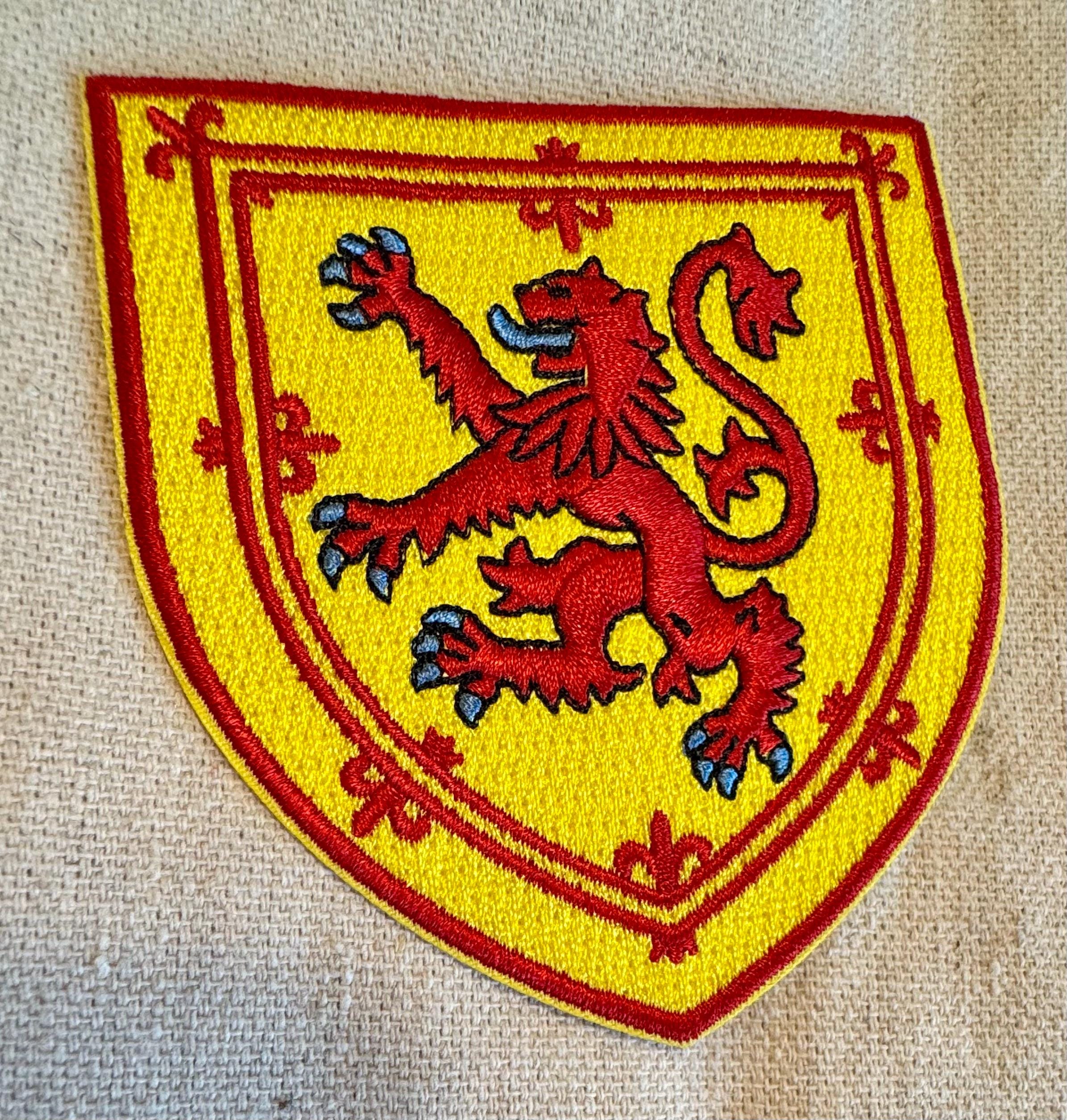 León Rampante Fue Asumido Como Un Emblema Apropiado Por Los Soberanos - Foto 10