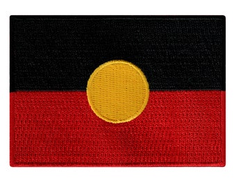 Australiens aboriginska flagga-tygmärke: Broderad strykapplikation (8,5 x 6,5 cm)