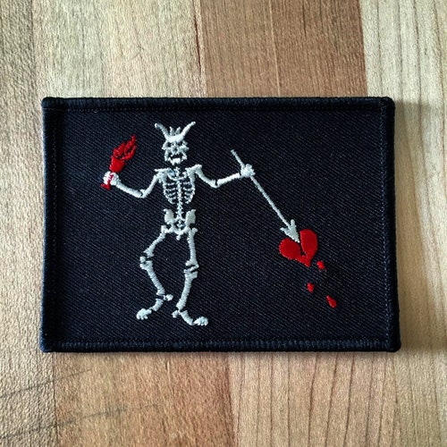 JOLLY ROGER PIRATE Patch Iron-on Embroidered Skull Crossbones - Etsy