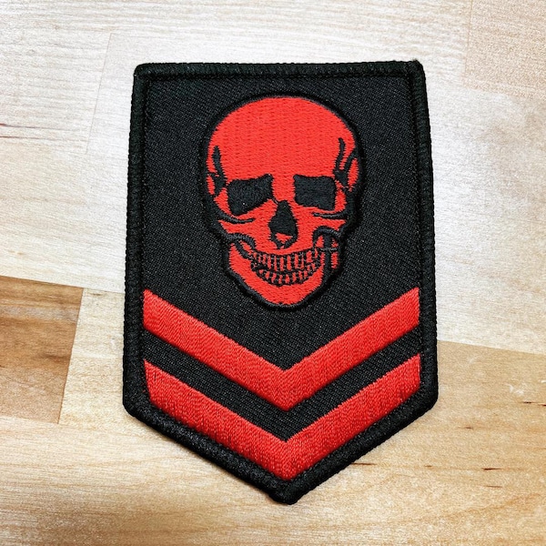 CRÂNE ROUGE MILITAIRE patch chevron fer-on brodé applique squelette mort motard emblème noir