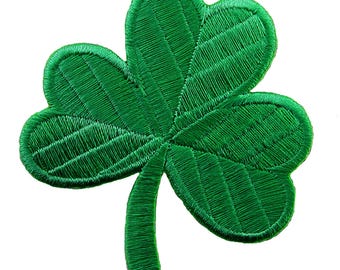 LUCKY IRISH CLOVER patch iron-on embroidered Shamrock Ireland Dark Green applique