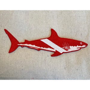 SCUBA DIVING Great White SHARK Patch iron-on embroidered applique Diver Down Flag Emblem