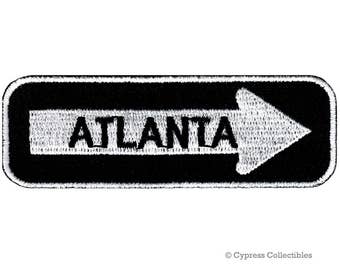 ATLANTA ROAD SIGN patch brodé en fer sur applique One Way Highway Traffic Sign Road Emblem Biker Symbol Arrow