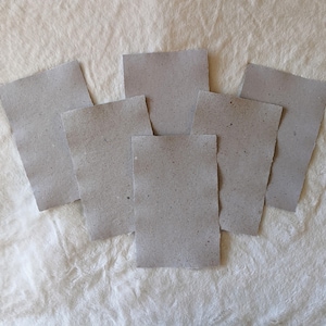 Conjunto de papel cinza feito à mão | 6 folhas de papel salpicado de 5,5 x 8,5" com bordas irregulares | Suprimentos para artesanato e scrapbooking, presentes para artistas