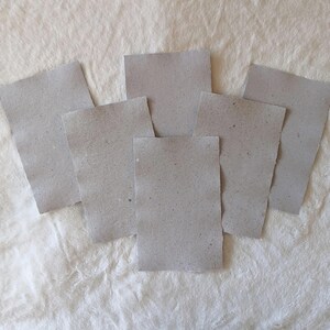 Graues handgeschöpftes Papier-Set | 6 Bögen gesprenkeltes 14 x 21 cm Büttenpapier | Bastel- & Scrapbookingzubehör, Geschenke für Künstler