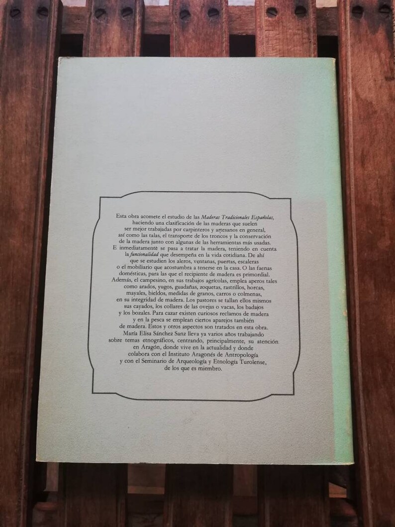 Book Traditional Spanish Woods. María Elisa Sánchez Sanz.