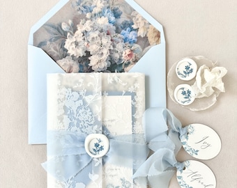 Französische Blaue Hochzeitseinladungsfolge, Deckled Edge Hochzeit lädt ein, Blumenkranz Hochzeitseinladungsfolge, Gartenhochzeit Individuelle Einladung