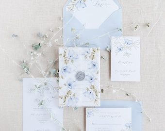 Blaues Blumen Hochzeitseinladungs-Set mit Pergamentfolie & Wachssiegel
