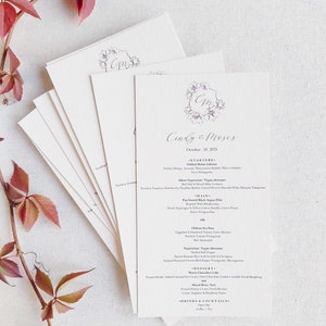 Carte de menu avec écusson floral, carte de menu florale, carte de menu de calligraphie, carte de menu de blush pâle, mariage romantique, menu de bords déchirés