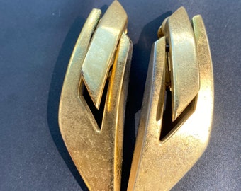 Givenchy rare 1980&#39;s gold plated clip on earrings