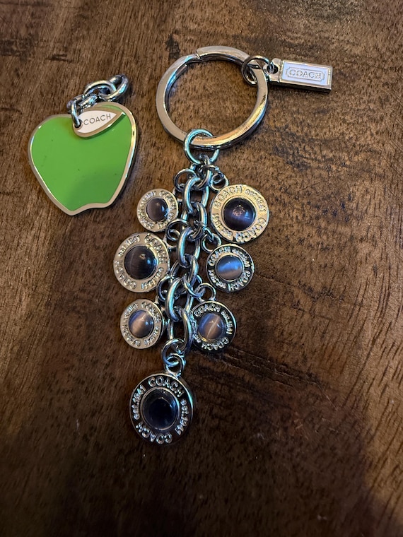 小物 vintage coach Apple Keychain Set of 2 Vintage Coach Charm Keychain Lot – Coach Apple Charm & Multi Charm