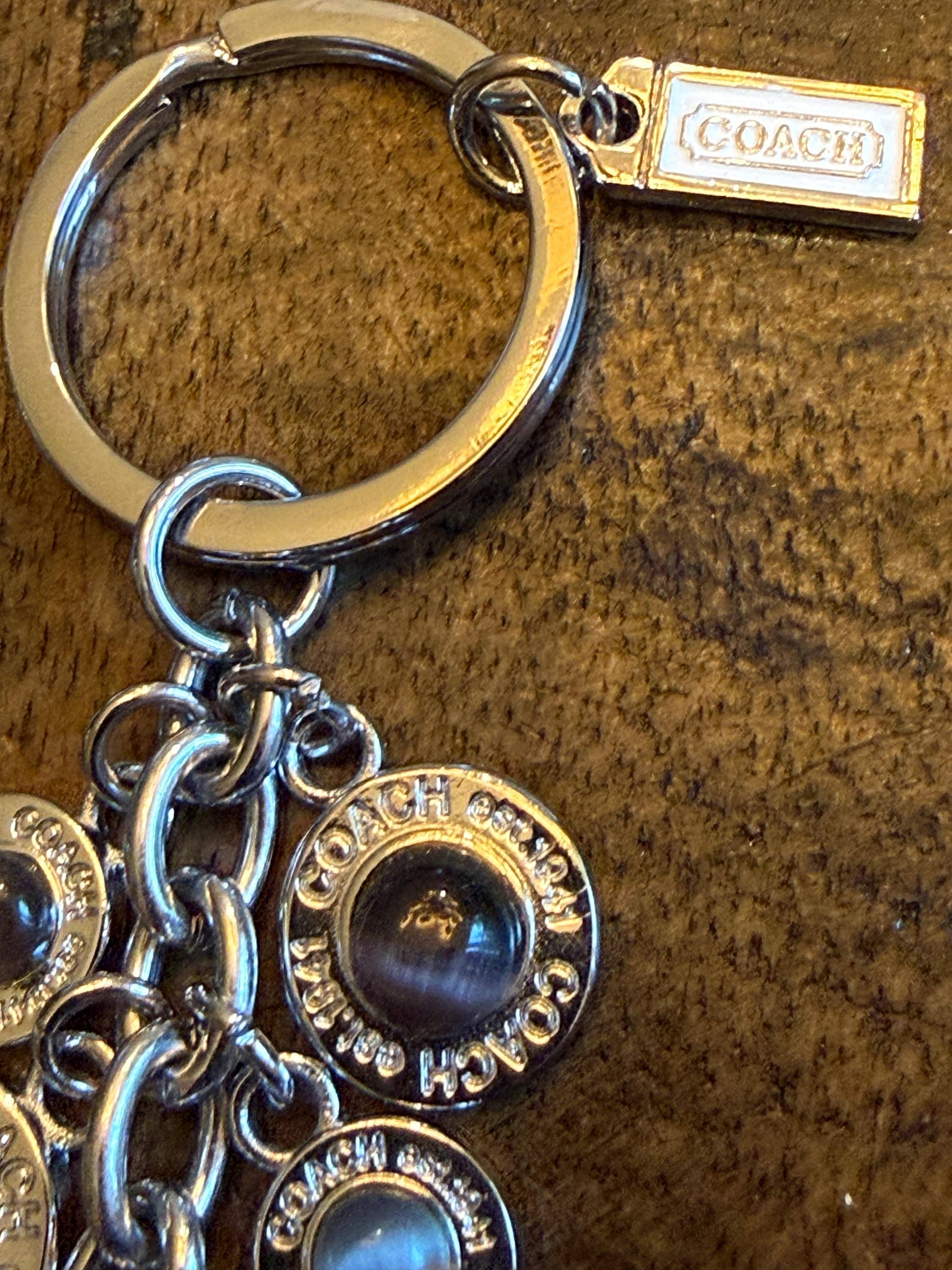 小物 vintage coach Apple Keychain Set of 2 Vintage Coach Charm Keychain Lot – Coach Apple Charm & Multi Charm