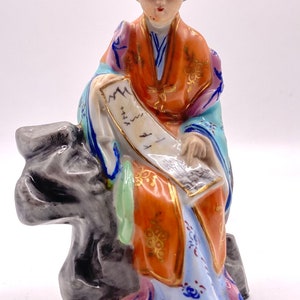 Vintage Chinese ceramic porcelain figurine sitting woman hand painted glazed