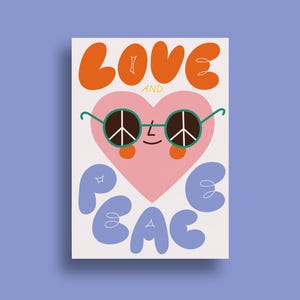 Love and Peace — Postkarte, DIN A6