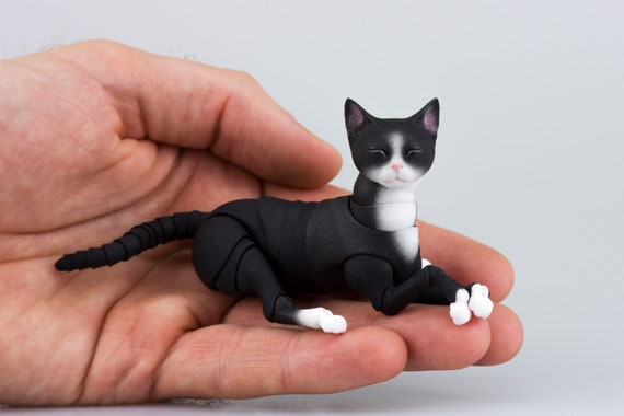 ball jointed cat