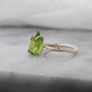 August Birthstone Ring, Peridot Ring, Pear Cut, Natural Peridot, Sterling Silver 925,  Branch Birthstone Ring, Postpartum Gift, New Mom