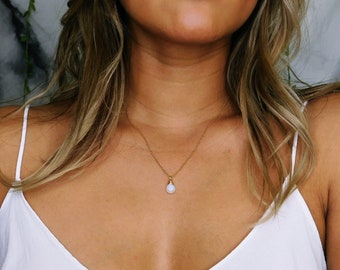 Moonstone Necklace, 14k Gold Filled, June Birthstone, Simple Gold Necklace, Teardrop Necklace, Mothers Day Gift