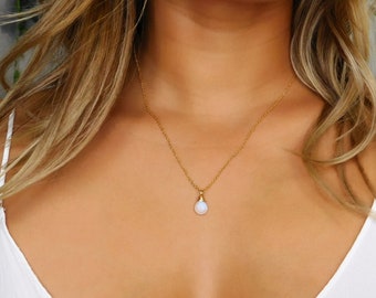 Moonstone Drop Necklace, 14k Gold Filled Chain, June Birthstone, Rainbow Moonstone Jewelry, Teardrop Necklace, Birthstone Gift for Mom