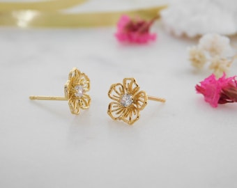 Hibuscus Pua Earrings, Gold Earrings, Hibiscus Earring, White Opal, Gardener Gift, Plant Lover, Pearl Earrings, Tiny Stud, Gold Huggies