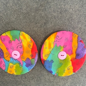 Porta-cartas de baralho com rodas e botão rosa. Conjunto de 2
