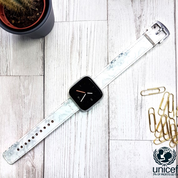 fitbit versa marble band