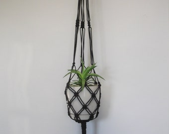 Macrame plant hanger. Hanging planter. Hanging flowerpot holder. 29 inches 3 mm