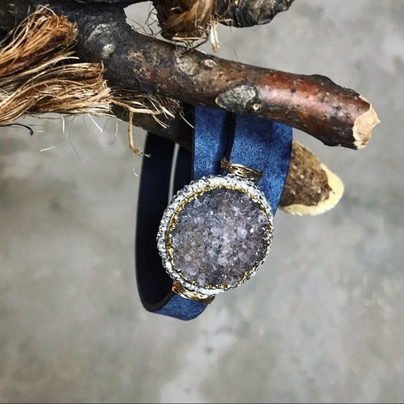Pavé Druzy wrap leather bracelet & magnetic clasp