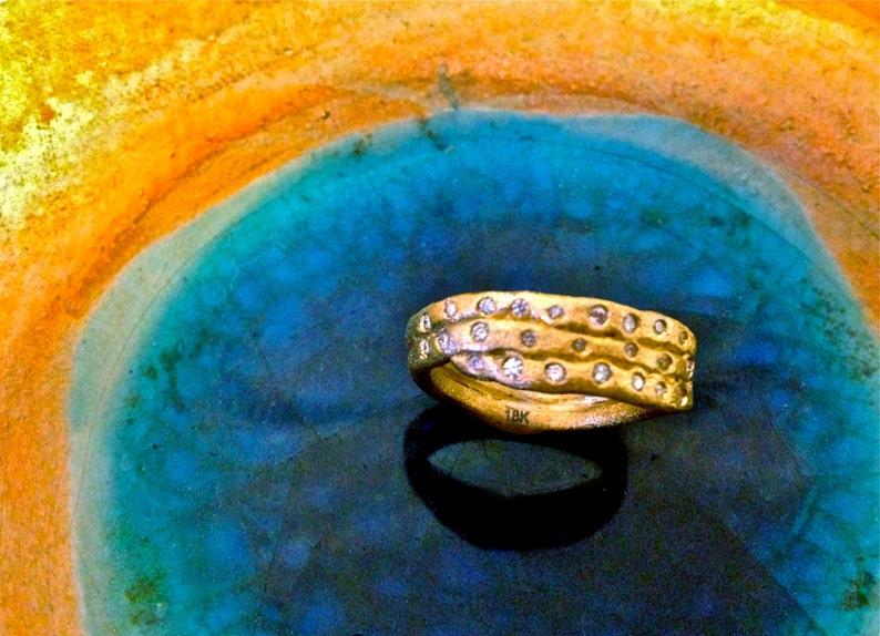 Rustic Elegant 18 Karat solid gold Diamond ring,unique 18K gold ring-Wedding band-Gift idea-Anniversary gift Matana Jewelry image 3