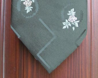 Vintage Necktie; Retro Necktie; Forest Green Polyester Damask Fabric Necktie with Mint & White Roses; 60s Vintage Tie; Retro Tie; Floral Tie