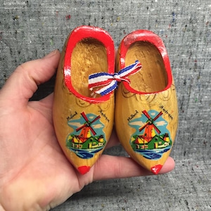Dutch Vintage Souvenir Wooden Clogs length ~4&quot;/ 10cm